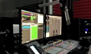 FM-STUDIO-equipment